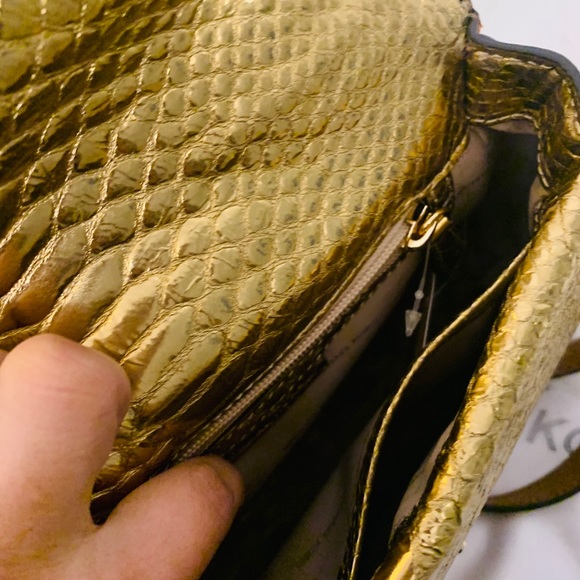 Brand New MK crossbody bag - Picture 8 of 9